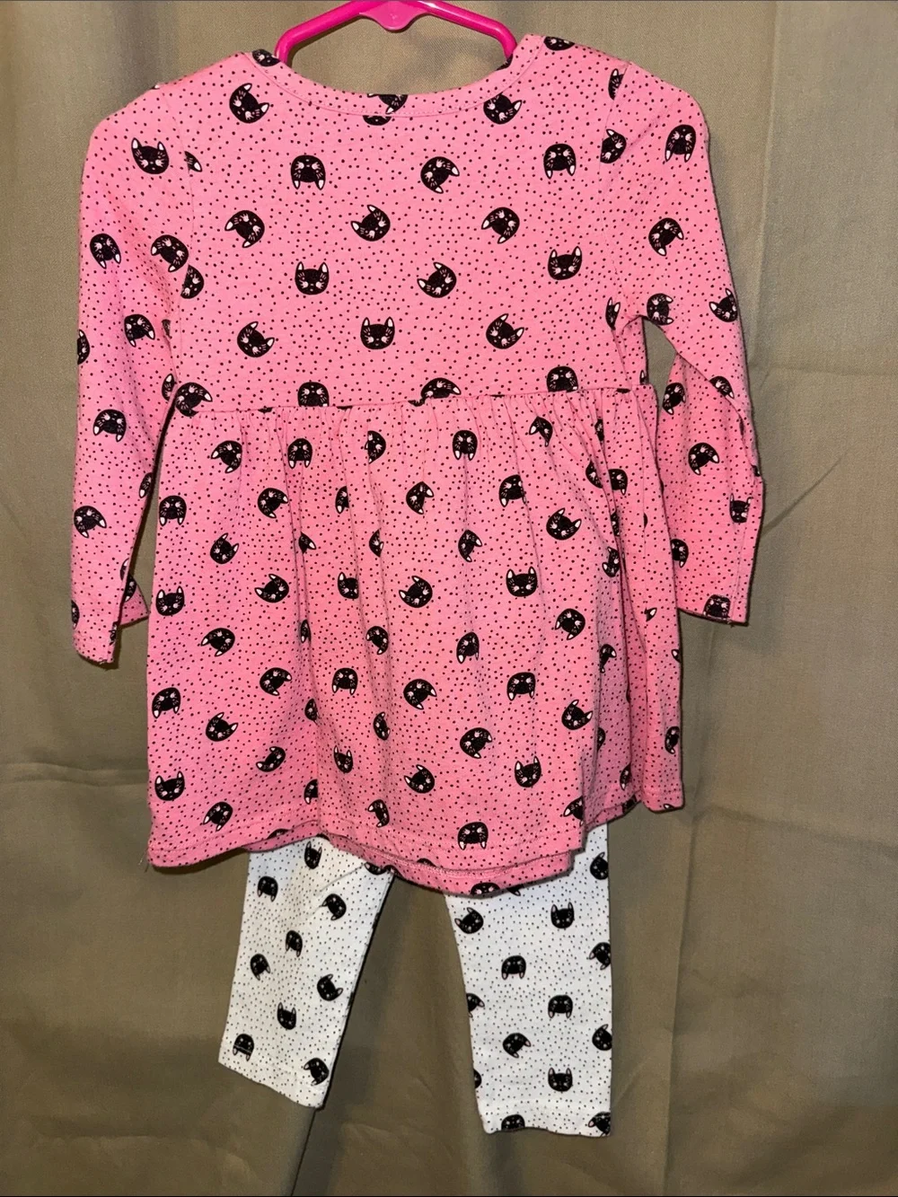 Old Navy Pink Top with Black Cat Print Matching Set with White Leggings